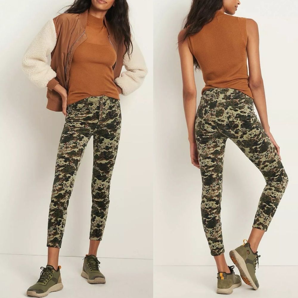 Anthropologie Pilcro Velvet Corduroy Camo Pants Size 26 Green Skinny Grunge Y2K